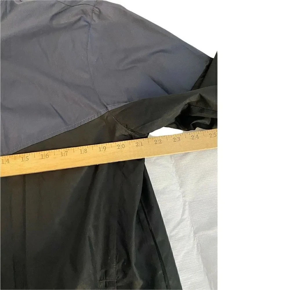 Starter Mens Windbreaker Jacket Full Zip Size M Black and Gray Tu Tone